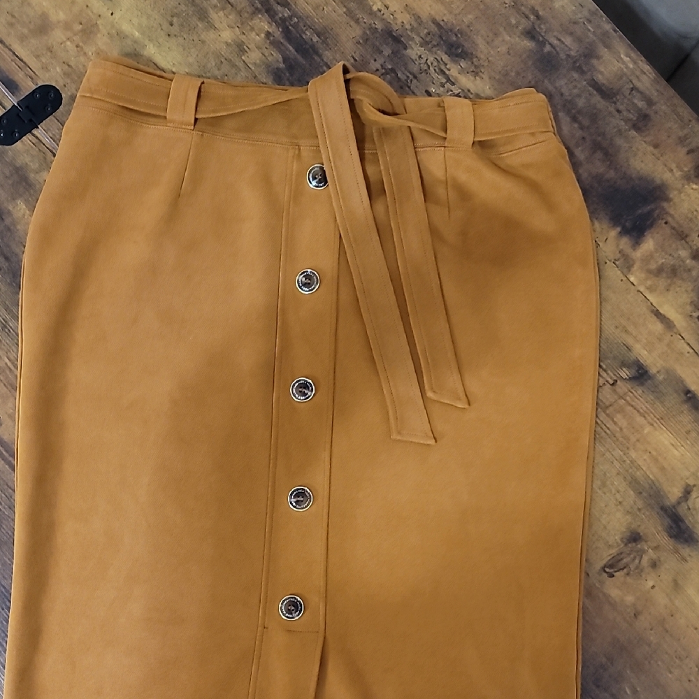 Marc New York Tan Buttoned Pencil Skirt
